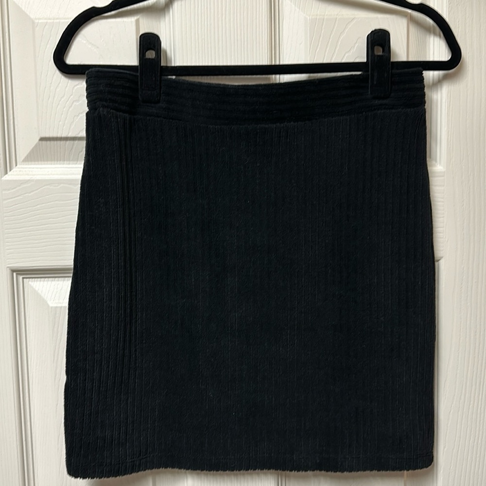 “Double Zero” black corduroy skirt